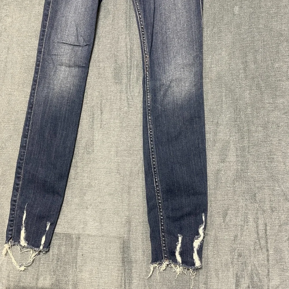 Hollister Jeans Legging Womens 26W Blue Denim Medium Wash High Rise Raw Hem